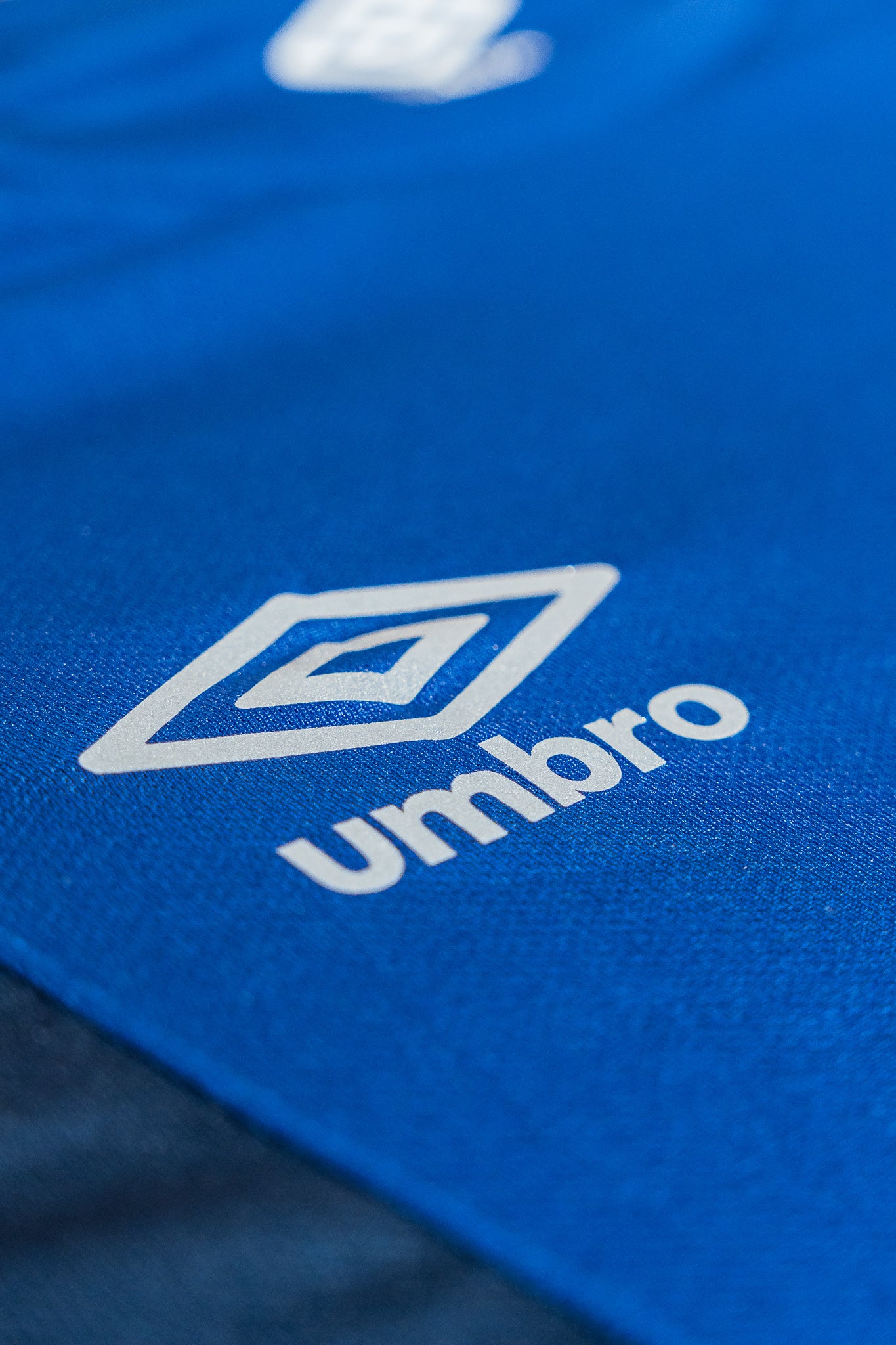 CAMISETA ENTRENAMIENTO AZUL 2026